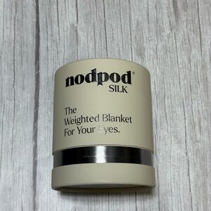 Silk & Velvet Weighted Sleep Mask NODPOD